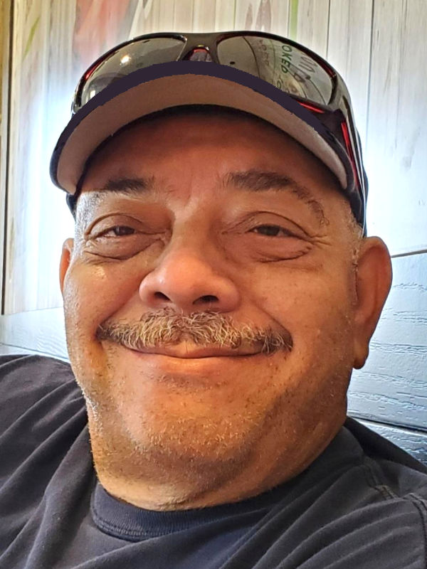 Roberto G., 55 años • Las Vegas, Nevada